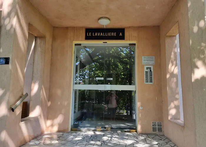 Cannes Studio Air Conditionne Et Bon Wifi